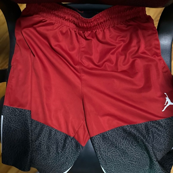Red Black Air Jordan Shorts - Picture 2 of 4
